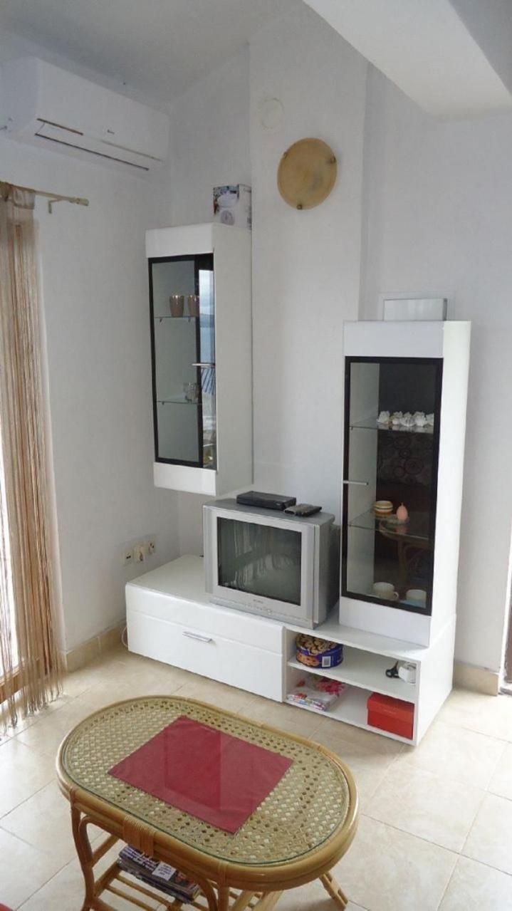 Apartment Pava Stomorska Bagian luar foto