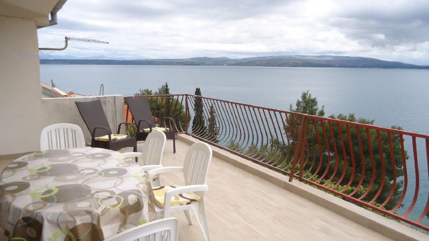 Apartment Pava Stomorska Bagian luar foto