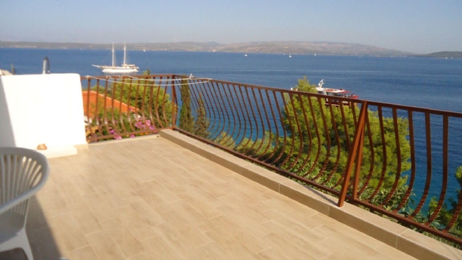 Apartment Pava Stomorska Bagian luar foto