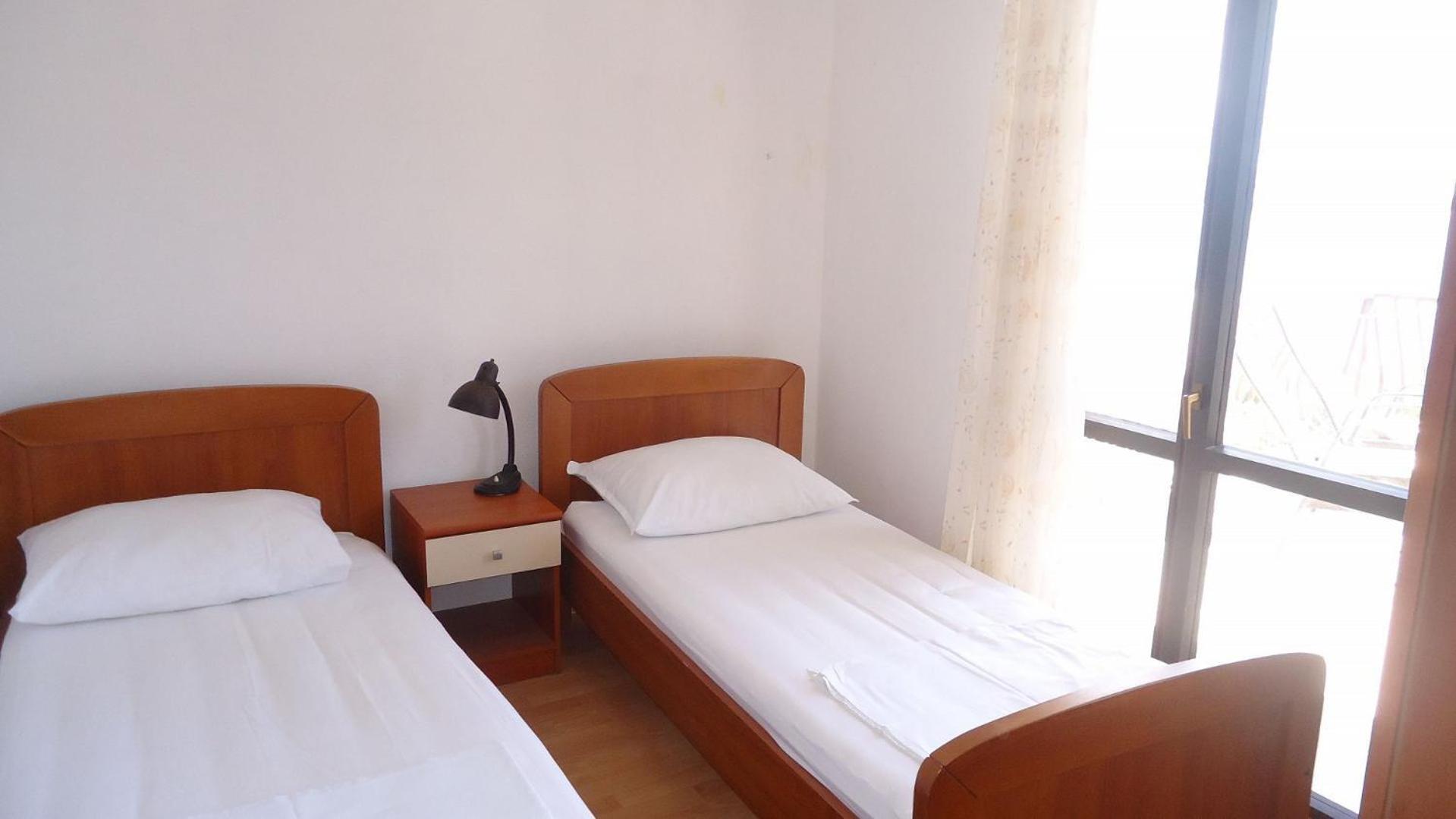Apartment Pava Stomorska Bagian luar foto